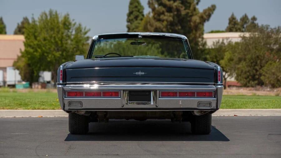 1966 Lincoln Continental 4th Gen - Image 14 of 24
