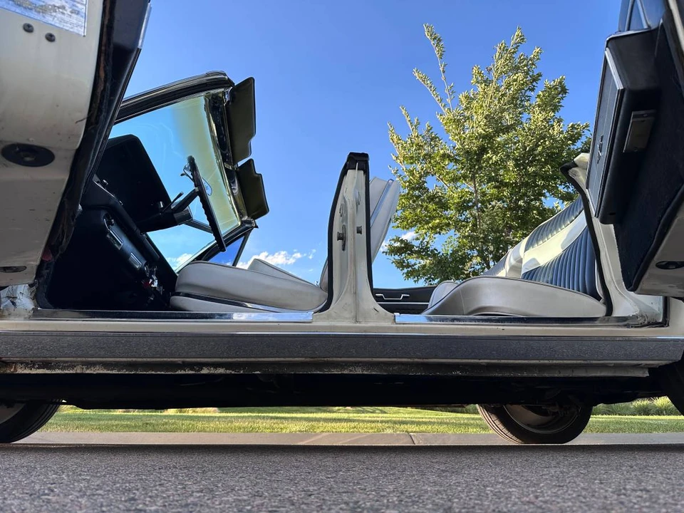 1966 Lincoln Continental 4th Gen - Image 22 of 24