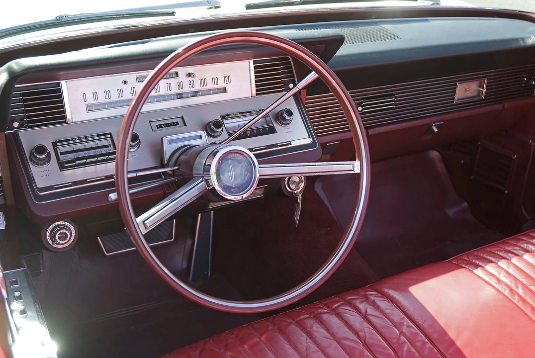 1966 Lincoln Continental 4th Gen - Image 6 of 8