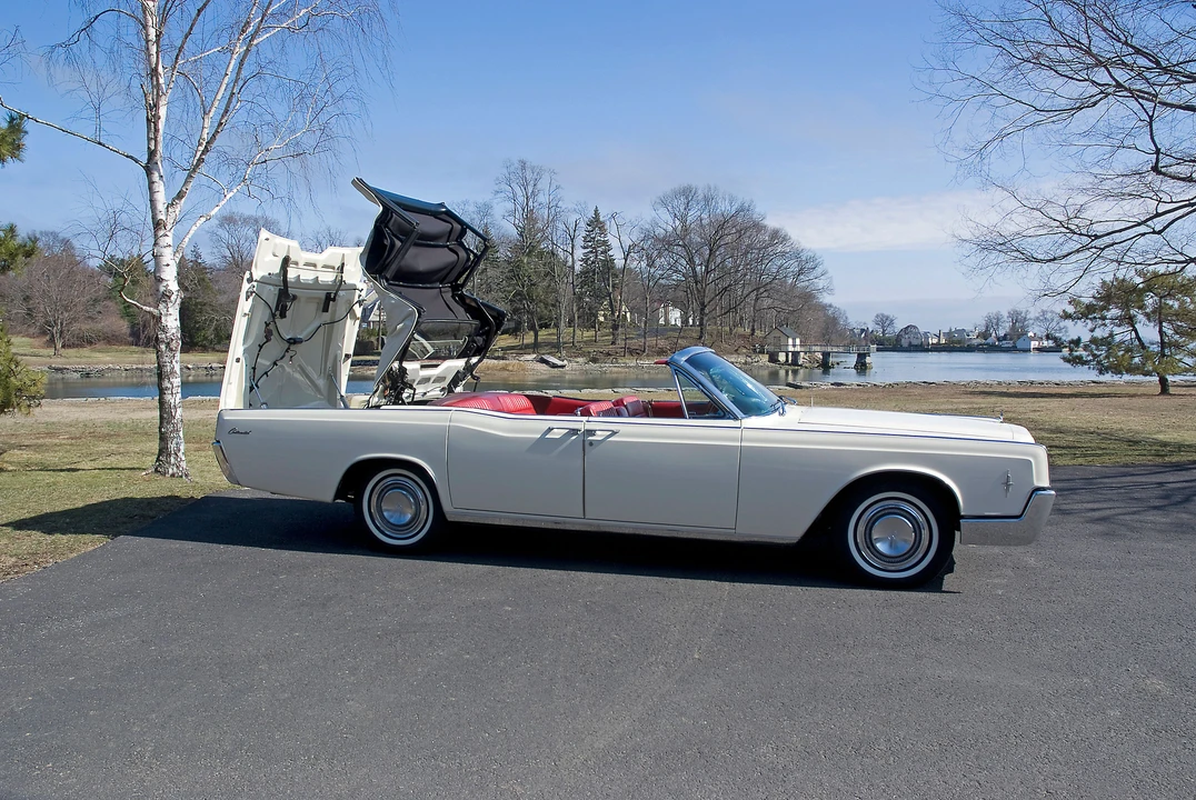 1966 Lincoln Continental 4th Gen - Image 5 of 8