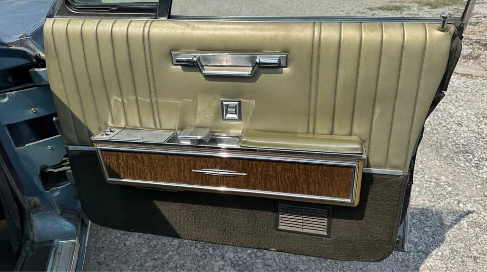 1966 Lincoln Continental 4th Gen - Image 16 of 20