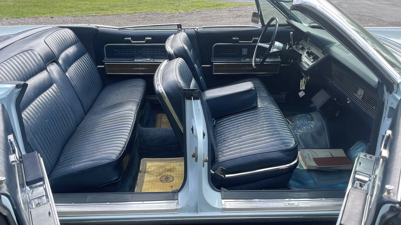 1966 Lincoln Continental 4th Gen - Image 8 of 16