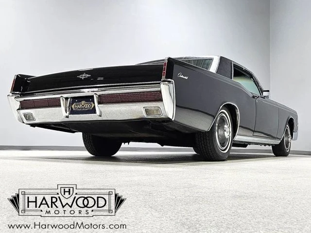 1966 Lincoln Continental 4th Gen - Image 12 of 31
