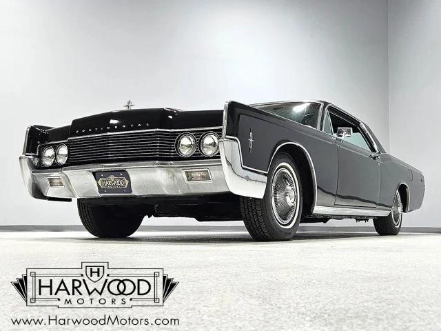 1966 Lincoln Continental 4th Gen - Image 10 of 31