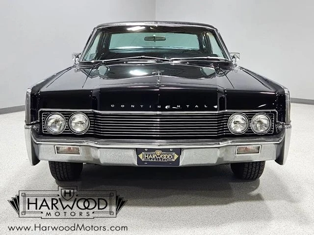 1966 Lincoln Continental 4th Gen - Image 9 of 31