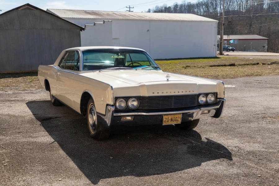 1966 Lincoln Continental 4th Gen - Image 5 of 19