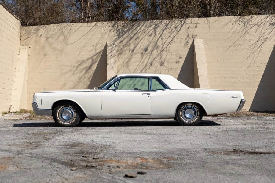1966 Lincoln Continental 4th Gen - Image 2 of 19