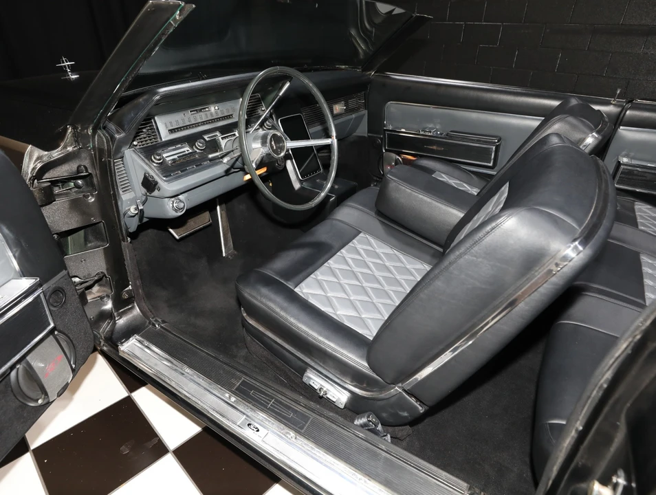 1966 Lincoln Continental 4th Gen - Image 5 of 31