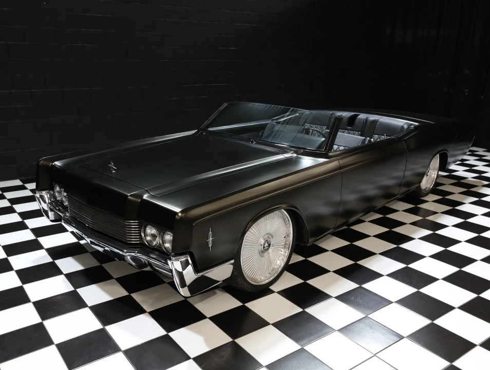 1966 Lincoln Continental 4th Gen - Image 2 of 31