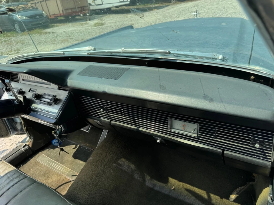 1966 Lincoln Continental 4th Gen - Image 18 of 29