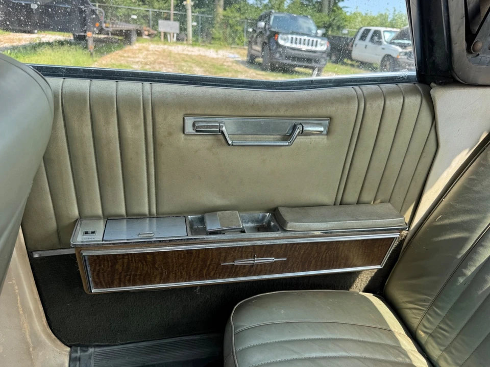 1966 Lincoln Continental 4th Gen - Image 20 of 29