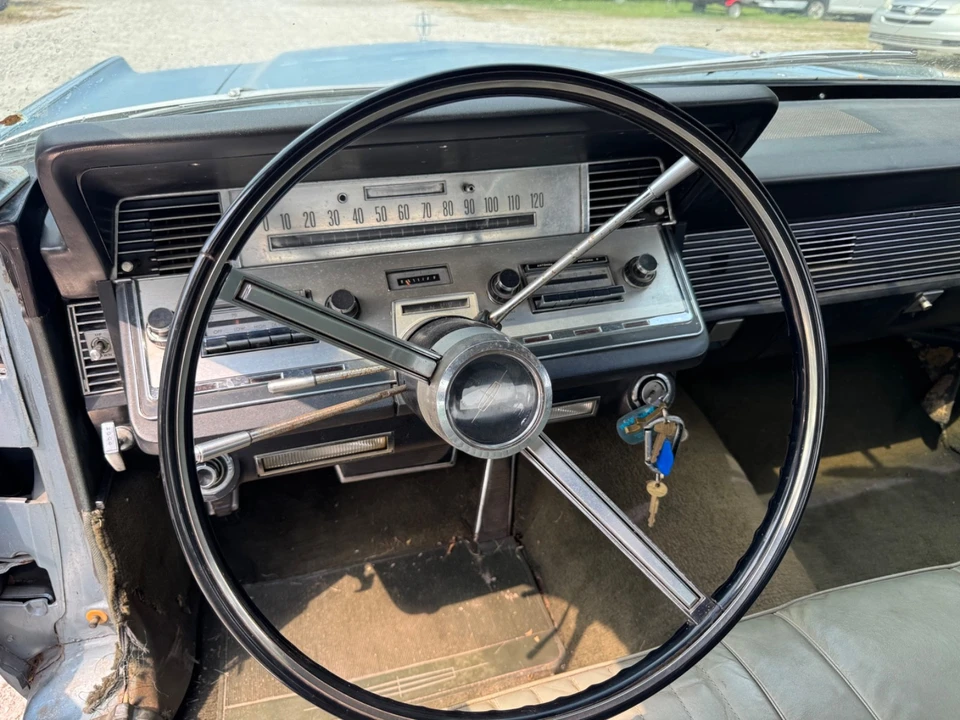 1966 Lincoln Continental 4th Gen - Image 25 of 29