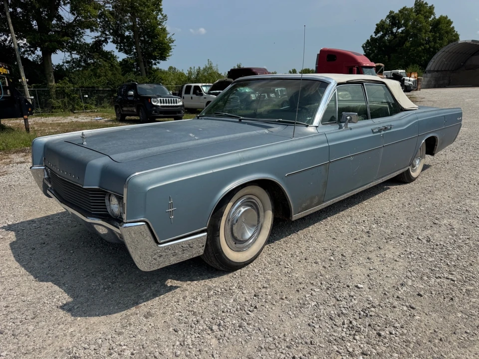 1966 Lincoln Continental 4th Gen - Image 10 of 29