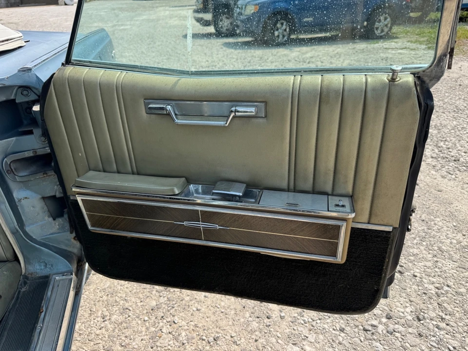 1966 Lincoln Continental 4th Gen - Image 15 of 29