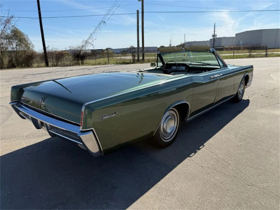1966 Lincoln Continental 4th Gen - Image 3 of 27