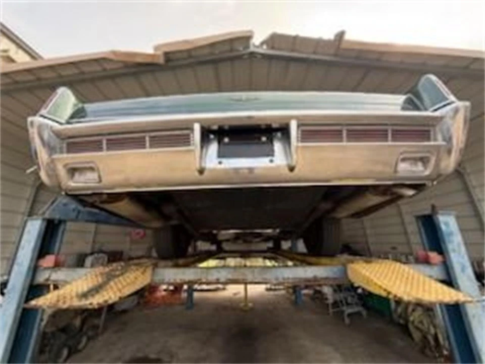 1966 Lincoln Continental 4th Gen - Image 14 of 27