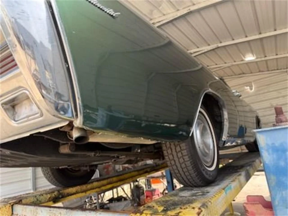1966 Lincoln Continental 4th Gen - Image 11 of 27
