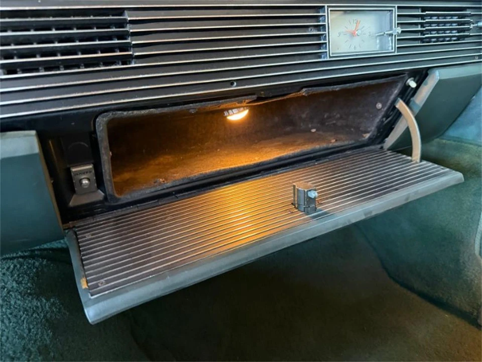 1966 Lincoln Continental 4th Gen - Image 17 of 27