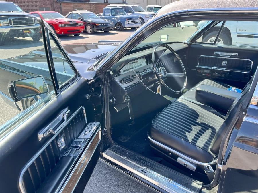 1966 Lincoln Continental 4th Gen - Image 5 of 5