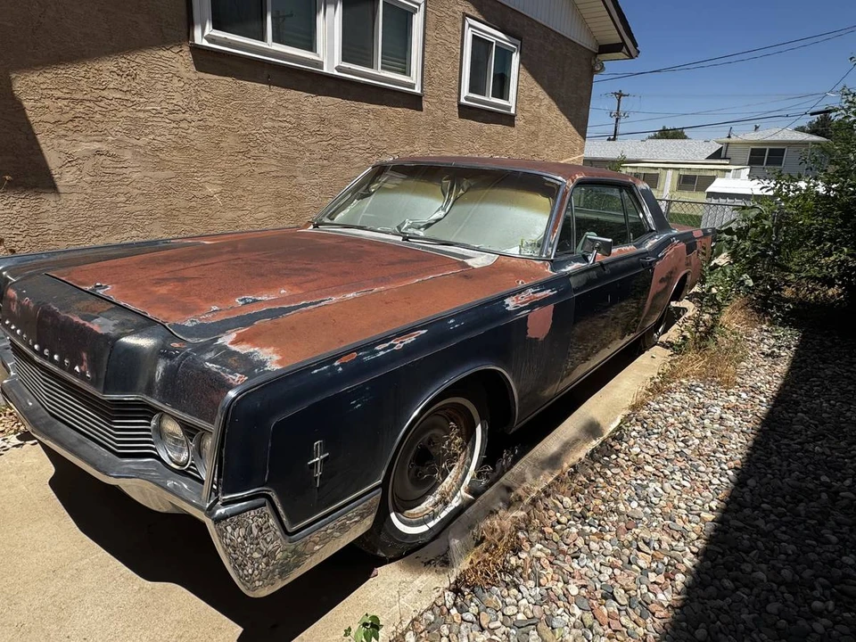 1966 Lincoln Continental 4th Gen - Image 2 of 6