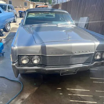 1966 Lincoln Continental 4-Door Sedan