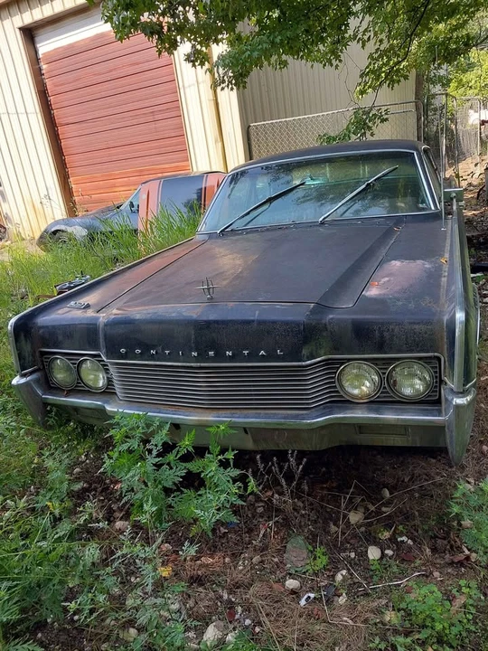 1966 Lincoln Continental 4th Gen - Image 2 of 8