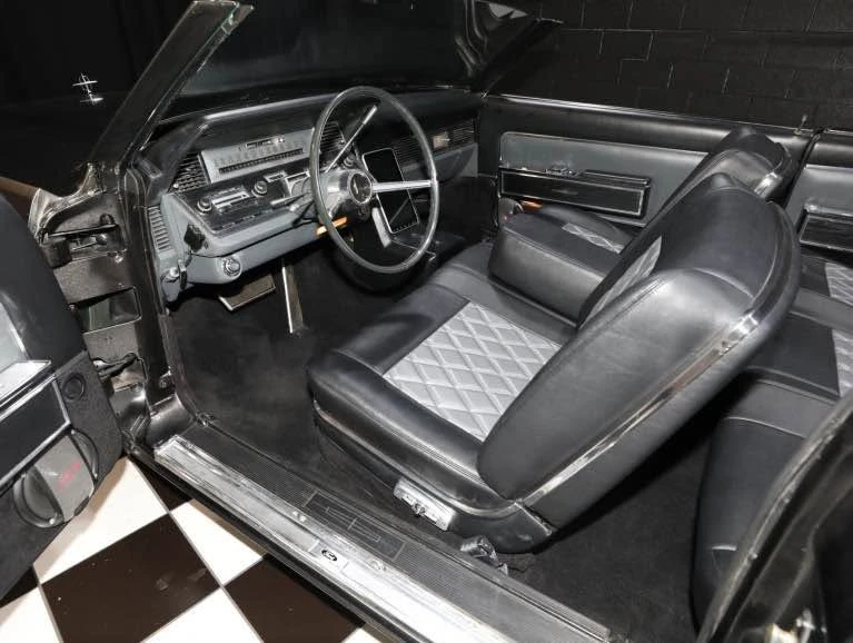 1966 Lincoln Continental 4th Gen - Image 5 of 8