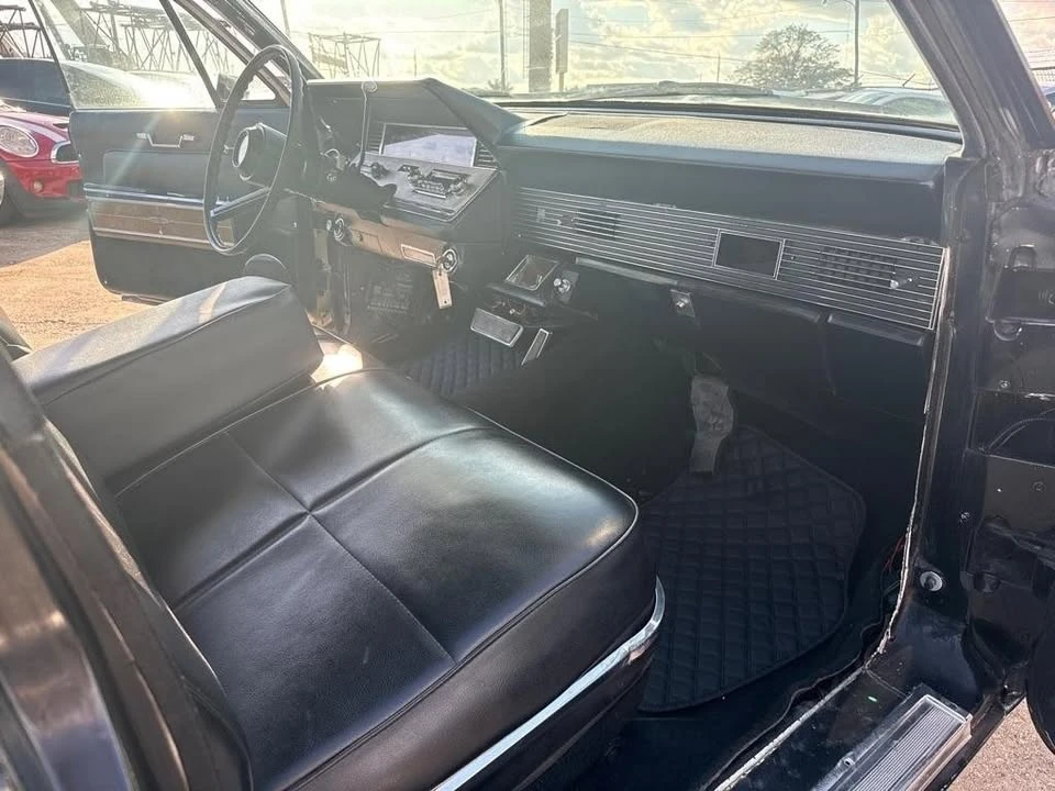 1966 Lincoln Continental 4th Gen - Image 19 of 20