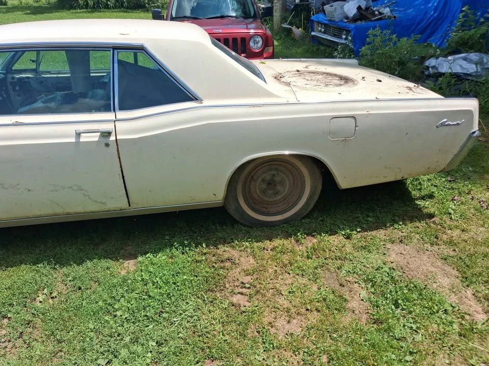 1966 Lincoln Continental 4th Gen - Image 2 of 8