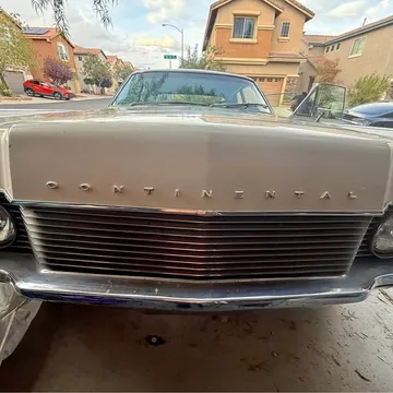 1966 Lincoln Continental Sedan 4D