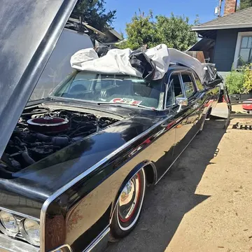 1966 Lincoln Continental Sedan 4D