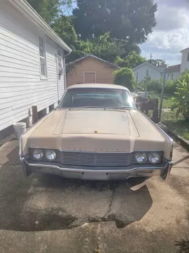 1966 Lincoln Continental Sedan 4D