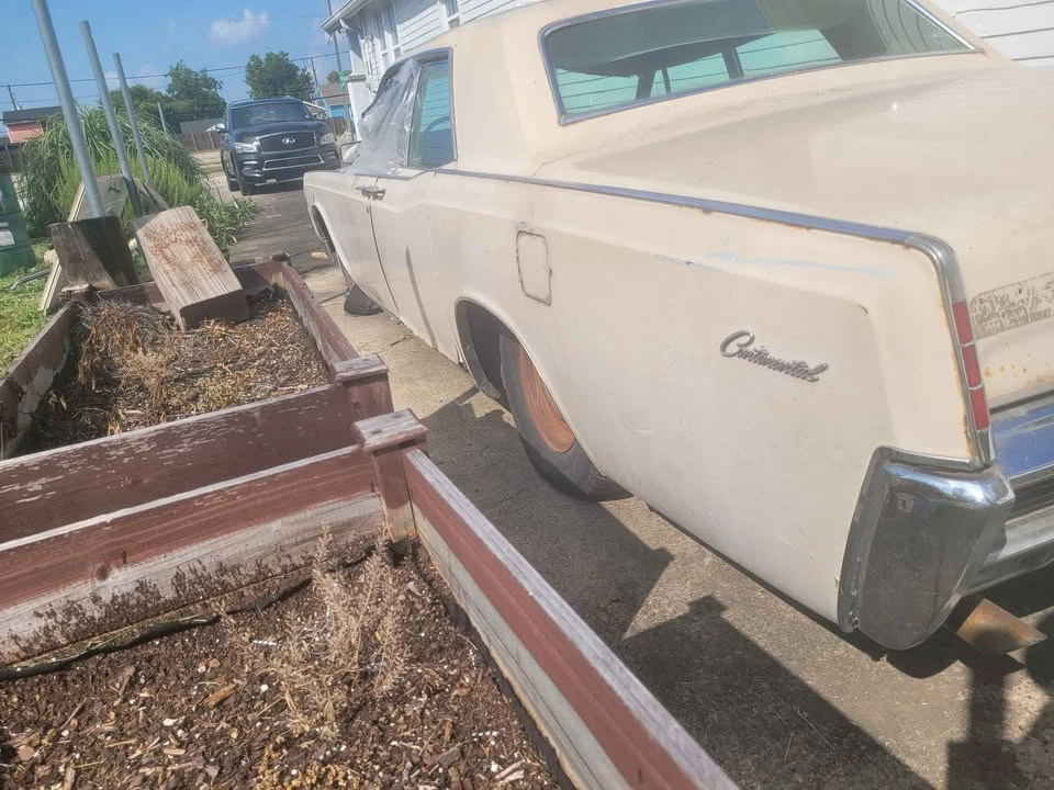 1966 Lincoln Continental 4th Gen - Image 6 of 15