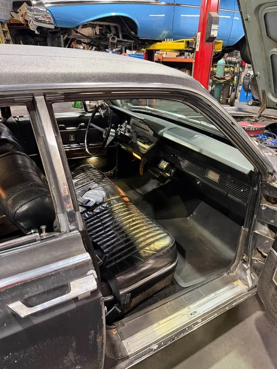 1966 Lincoln Continental 4th Gen - Image 6 of 9
