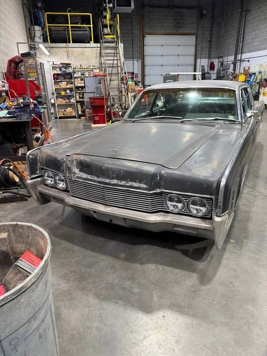 1966 Lincoln Continental 4th Gen - Image 8 of 9