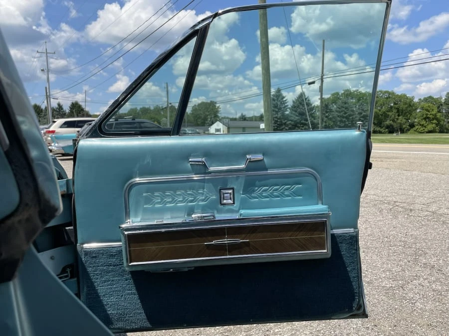 1966 Lincoln Continental 4th Gen - Image 21 of 31