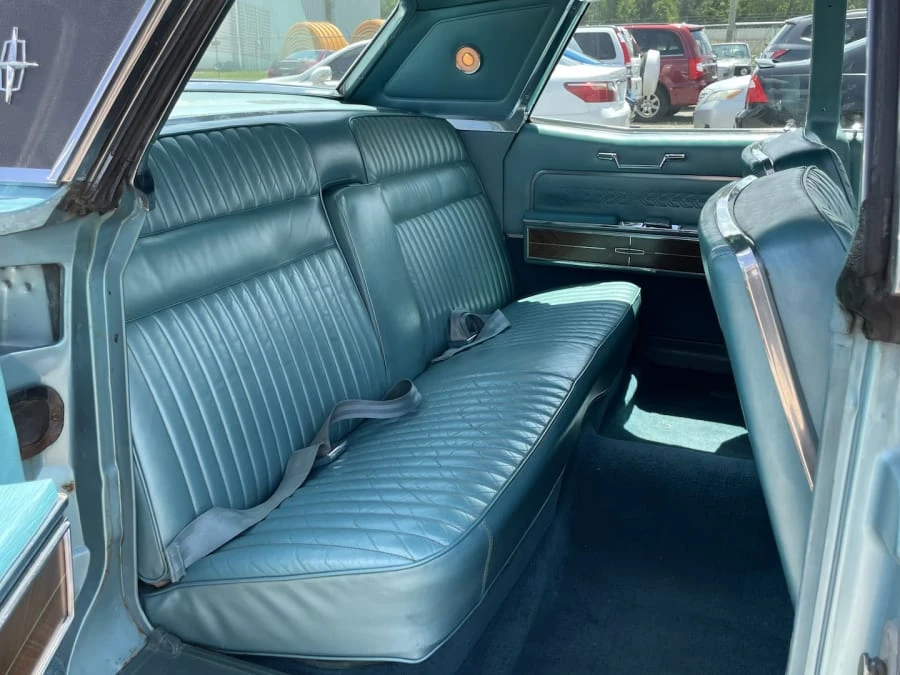 1966 Lincoln Continental 4th Gen - Image 20 of 31