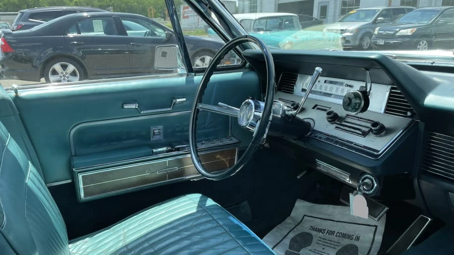 1966 Lincoln Continental 4th Gen - Image 17 of 31