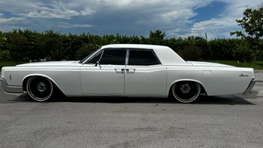 1966 Lincoln Continental 4th Gen - Image 3 of 12