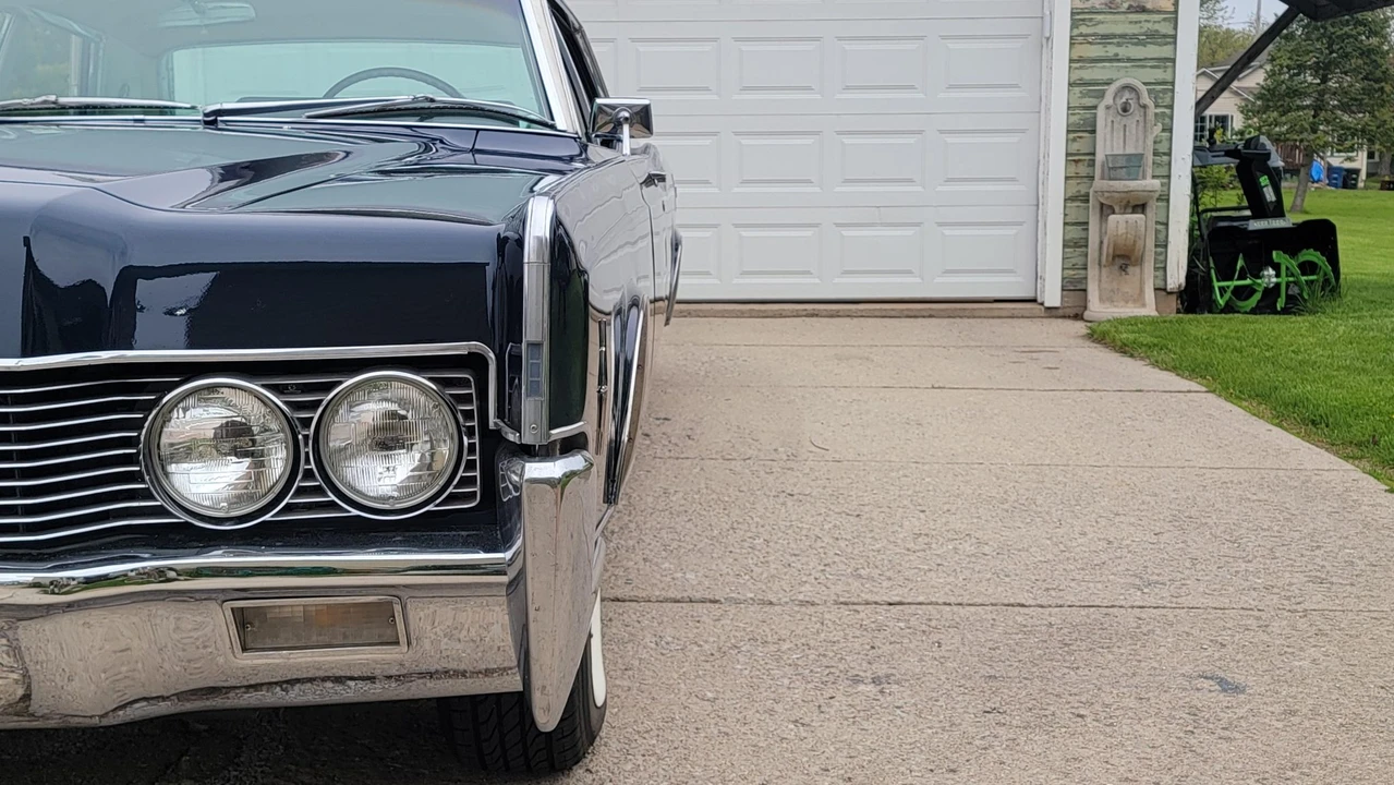 1966 Lincoln Continental 4th Gen - Image 16 of 31