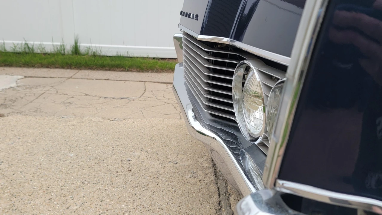 1966 Lincoln Continental 4th Gen - Image 22 of 31