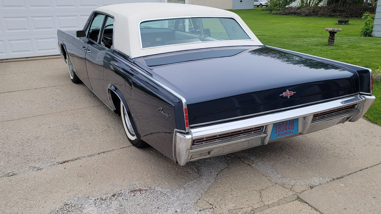 1966 Lincoln Continental 4th Gen - Image 6 of 31
