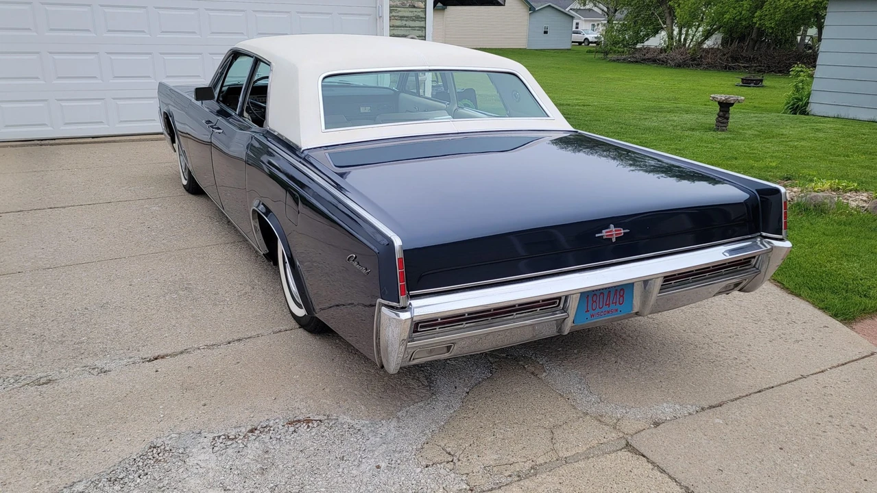 1966 Lincoln Continental 4th Gen - Image 4 of 31