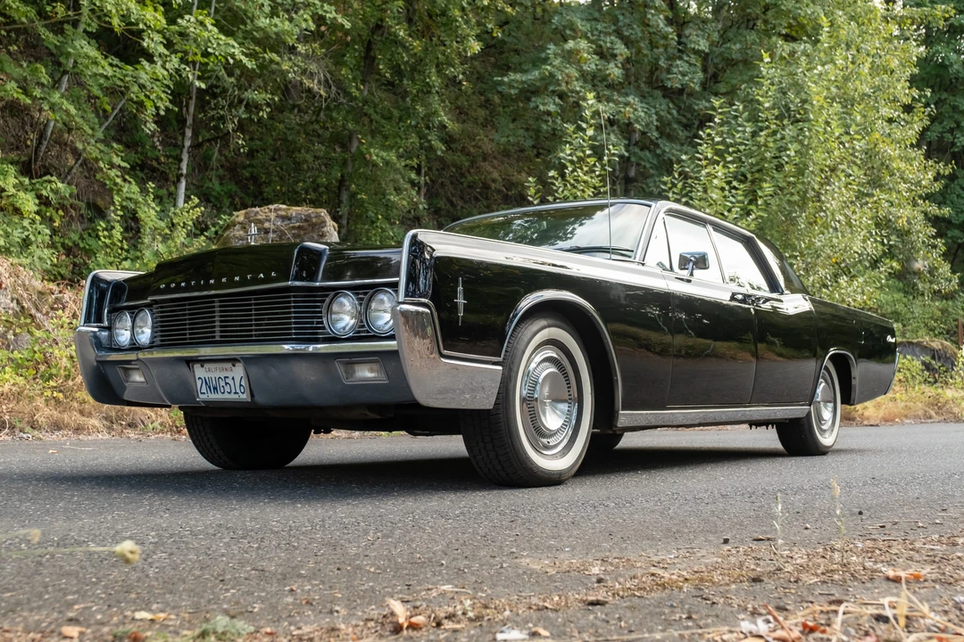 1966 Lincoln Continental 4th Gen - Image 7 of 31