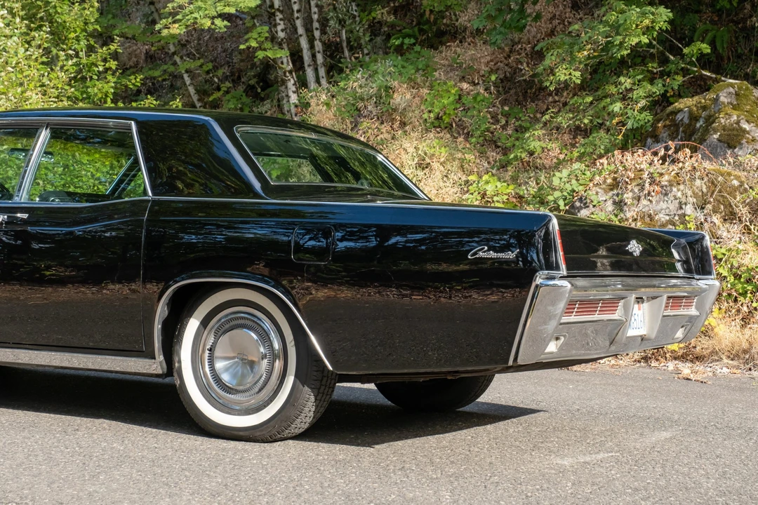 1966 Lincoln Continental 4th Gen - Image 30 of 31