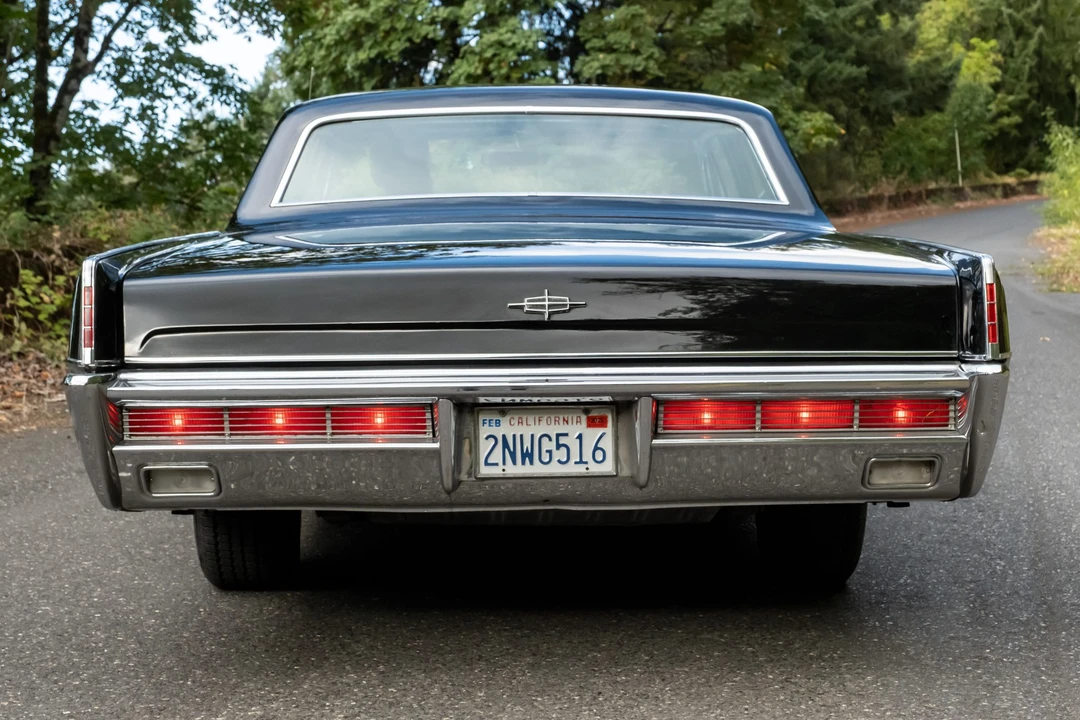 1966 Lincoln Continental 4th Gen - Image 12 of 31