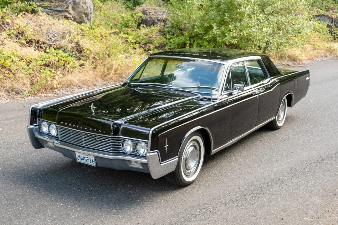 1966 Lincoln Continental 4th Gen - Image 6 of 31