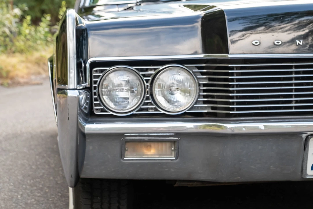 1966 Lincoln Continental 4th Gen - Image 17 of 31
