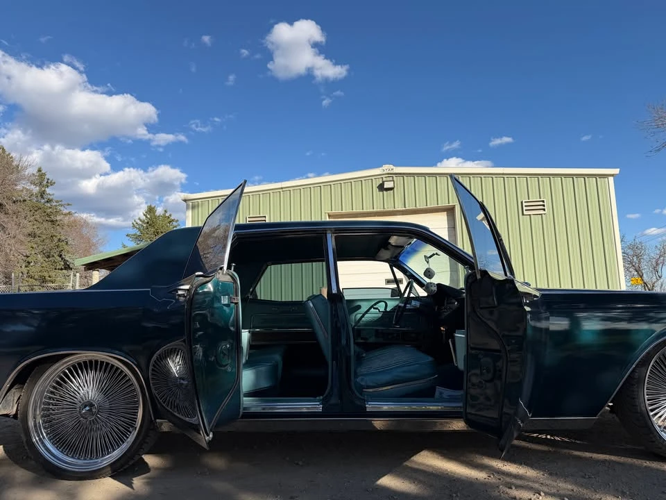 1966 Lincoln Continental 4th Gen - Image 15 of 16