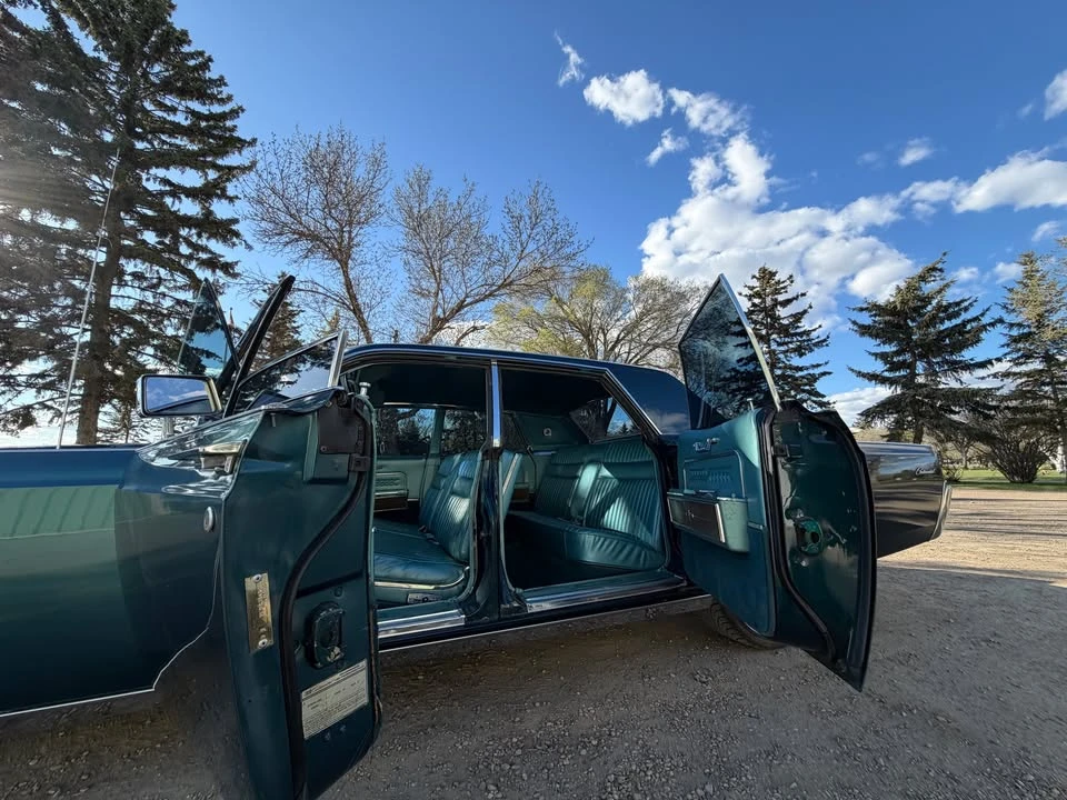 1966 Lincoln Continental 4th Gen - Image 11 of 16